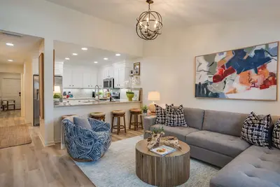 Image de Luxury Haven - Renovated w/ Abundant Amenities
