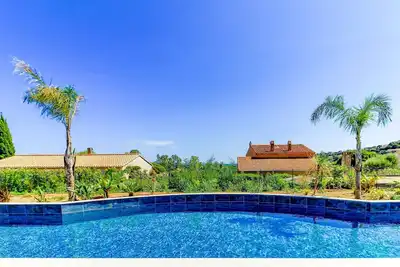 Image de 2Pièces, Jardin Vue Mer  et  Piscine par SELECTsoHOME