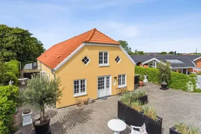 Image de \"Murtuz\" - 900m from the sea by Interhome