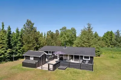 Image de \"Ally\" - 250m from the sea by Interhome