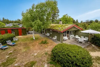 \"Sisko\" - 800m from the sea by Interhome