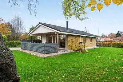 Image de \"Umen\" - 300m from the sea by Interhome