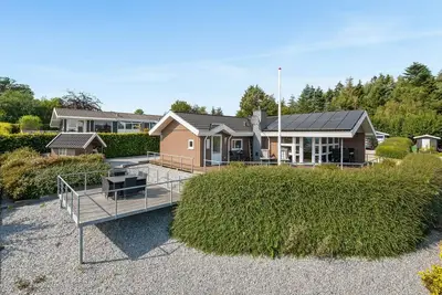 Image de \"Ebbeline\" - 150m from the sea by Interhome