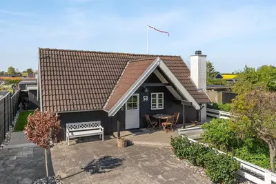 Image de \"Ulv\" - 25m from the sea by Interhome