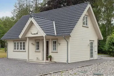 \"Nell\" - 3. 2km to the inlet by Interhome