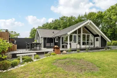 Image de \"Sulo\" - 500m from the sea by Interhome