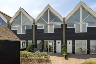 Image de \"Lucjan\" - 50m from the sea by Interhome