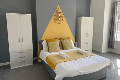 Image de Cosy 3 bedroom apt free parking central location