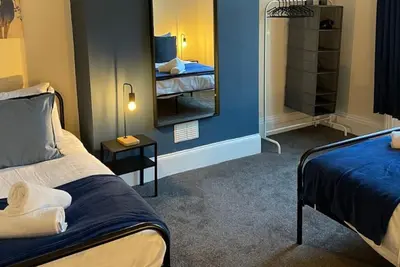 Image de Newly refurbished 2 bedroom flat Free Parking