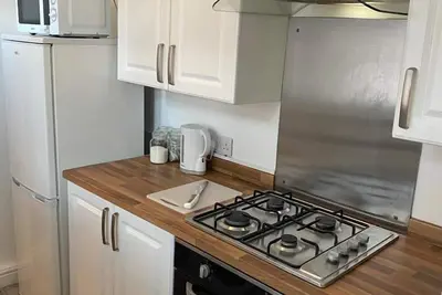 Image de Kitchener - Wonderful 2 bdrm sleeps 5 free parking