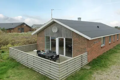 \"Hawarth\" - 300m to the inlet by Interhome