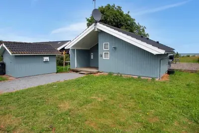 Image de \"Hane\" - 150m from the sea by Interhome