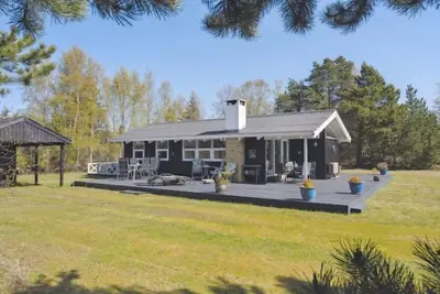 Image de \"Alvine\" - 475m from the sea by Interhome