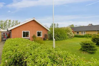 Image de \"Fiola\" - 20km from the sea by Interhome