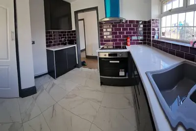 Image de 2 Bed bungalow in Bristol