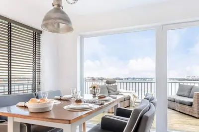 Image de Relax - Whilrwanne, Dusche, Saune, Kamin, Balkon, 1. Reihe am Wasser, Stellplatz