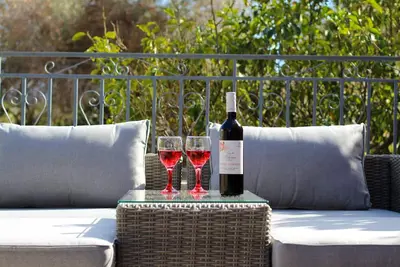 Relaxing Holiday House 3bdr, 2bthr  / 5 minutes from Rethymno old town\n