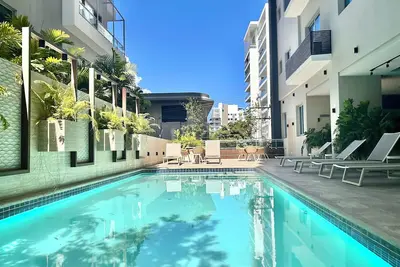 Image de New City Center Luxury Apartment with Pool, Gym & kids play zone