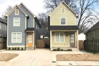 Image de The Twins - 2 Large Houses @ Cooper-Young