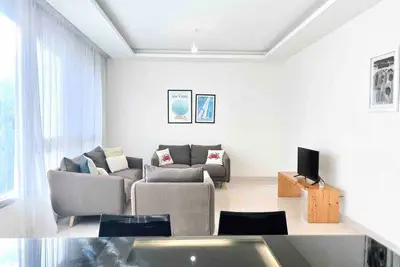 Image de Modern 3br Apt next to Hotel Dieu 24/7 Power