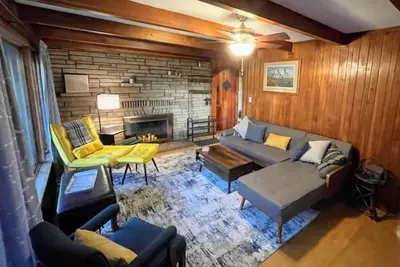 Image de Convenient Cabin 3br 1. 5 Ba, King Bed, Grill, more