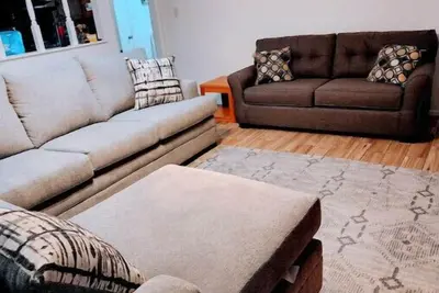 Image de Relaxing 3 bedroom 2 bath, Home Away From Home\n