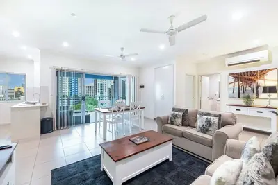 Image de Keys to Larrakeyah Coastal Comfort with Pool