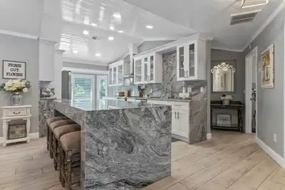 Image de Charming 4-Bed 2. 5 Bath Modern Home on 5 Acres. Pond, Trails, Wildlife. Sleeps 8