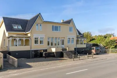 \"Reinhardt\" - 100m from the sea by Interhome