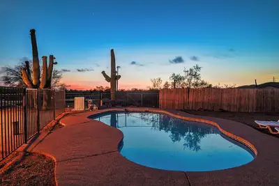 Image de Sunny Southwest Winter Getaway with Pool & Games