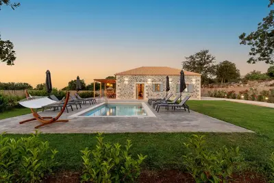 Agricultural Villa Next to our Family Farm