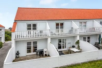 Image de \"Enrica\" - 1km from the sea by Interhome