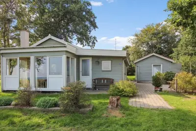 Image de \"Isalie\" - 200m from the sea by Interhome