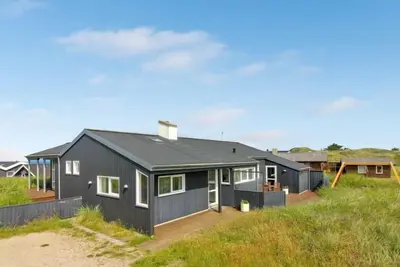 Image de \"Edwin\" - 400m from the sea by Interhome