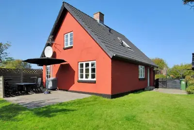 Image de \"Indi\" - 400m from the sea by Interhome