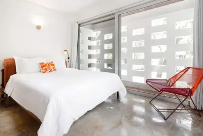 Image de 3 Bedroom Apartment with Fantastic Design