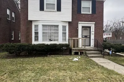 Image de Newly renovated spacious home on Northwest side of Detroit. Quiet neighborhood