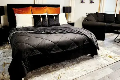 Hidden Gem Getaway on a Hill