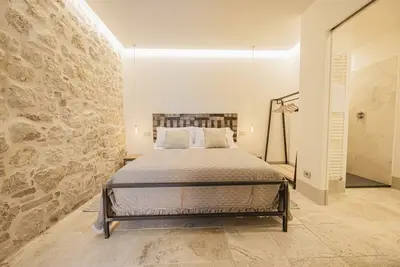 Image de Charm Suite with pool