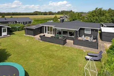 Image de \"Edel\" - 650m from the sea by Interhome