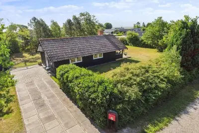 Image de \"Folki\" - 250m from the sea by Interhome