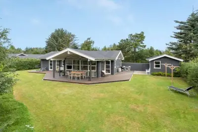 Image de \"Onta\" - 900m from the sea by Interhome