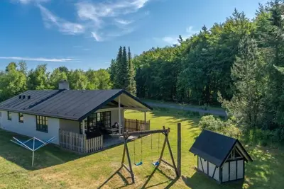 Image de \"Henny\" - 1. 5km from the sea by Interhome