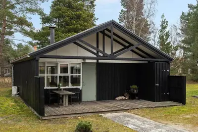 Image de \"Elfride\" - 200m from the sea by Interhome