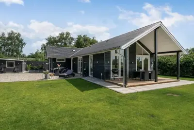 Image de \"Cholena\" - 700m from the sea by Interhome