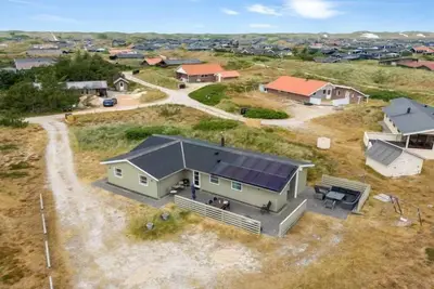 \"Drifa\" - 600m from the sea by Interhome