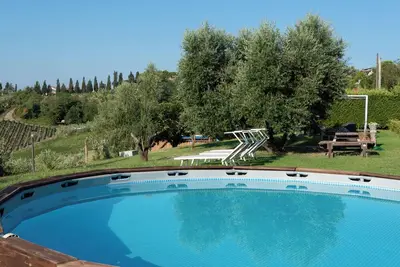 Image de Maison de vacances 'Girasole Apartment' avec piscine partagée, terrasse privée et climatisation