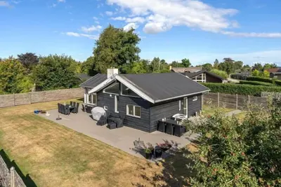 Image de \"Danske\" - 150m from the sea by Interhome