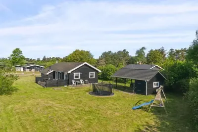 Image de \"Jil\" - 750m from the sea by Interhome