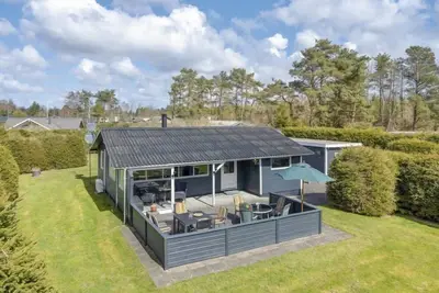 Image de \"Sissa\" - 1. 5km from the sea by Interhome